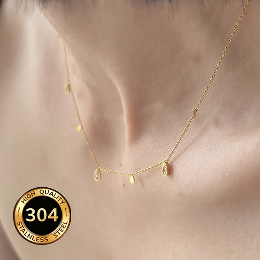 Collier avec des pendentif brillants
