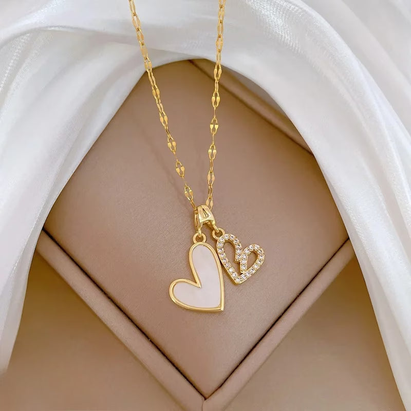 Collier doré coeur